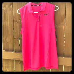 Women’s BRAND NEW Nike Golf polo